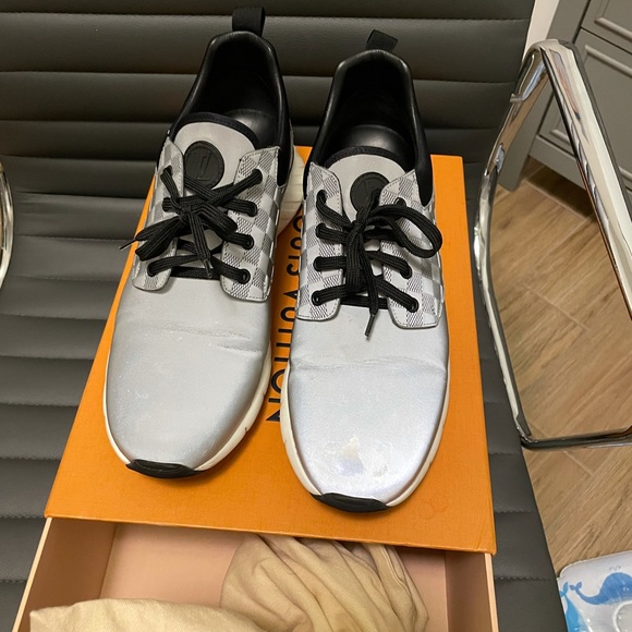 Very Rare Louis Vuitton Fastlane Sneaker in Gray - Picture 4 of 8